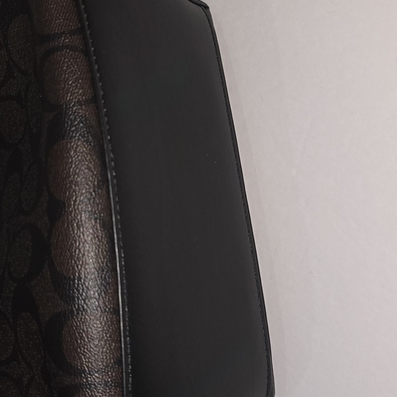 NWT ✅ Coach MOLLIE Bucket Bag 22 in Signature Canvas ⭐ NWT - Picture 14 of 17